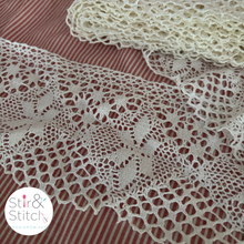 Load image into Gallery viewer, Lace #15 Star 10cm - Vintage Cotton Bobbin Lace - Limited Stock RARE
