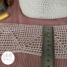 Load image into Gallery viewer, Lace #14 Zigzag Mesh 7.5m - Vintage Cotton Filet Lace - Limited Stock
