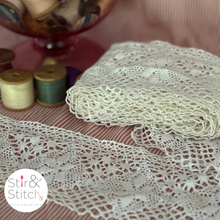 Load image into Gallery viewer, Lace #15 Star 10cm - Vintage Cotton Bobbin Lace - Limited Stock RARE
